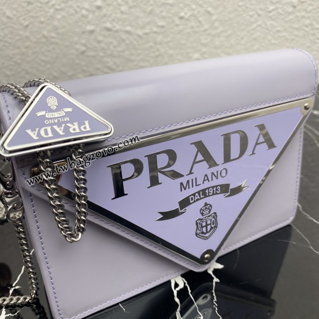 Prada專櫃新款大三角翻蓋鏈條小挎包 1BH189 普拉達頂級原單三角形徽標女包 csp1315
